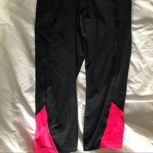 UA workout leggings